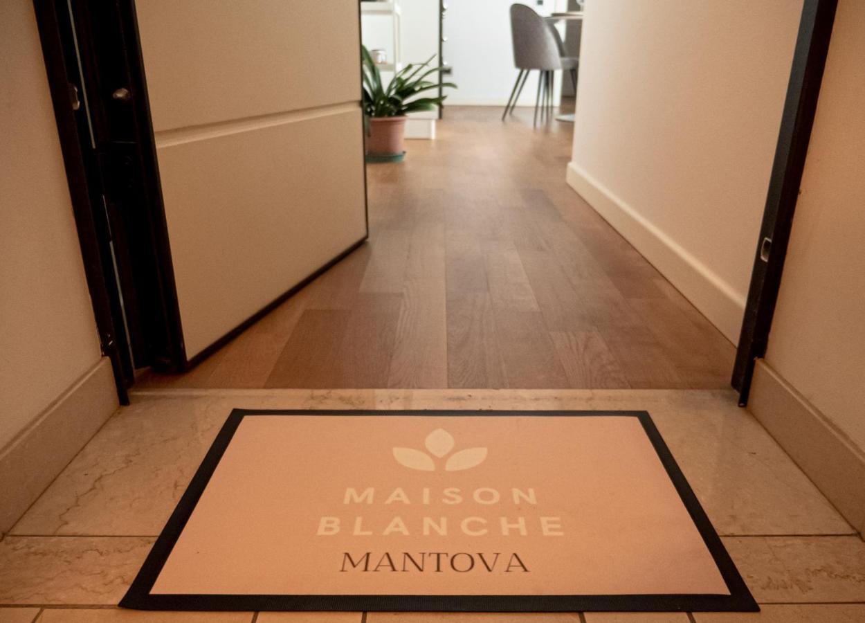 Maison Blanche: Appartamento Elegante Con Parcheggio Privato Mantova Exterior foto